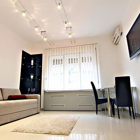 City Centre Apartment Nowy Sad Zewnętrze zdjęcie